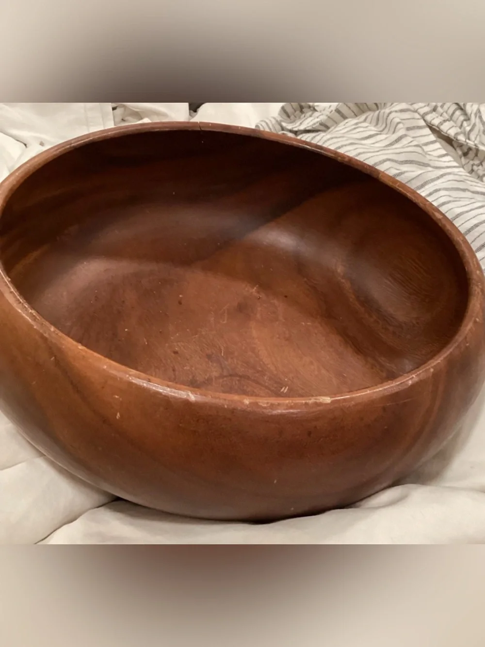Handcrafted Dark Brown Wooden Serving Bowl - Home Dining Serveware